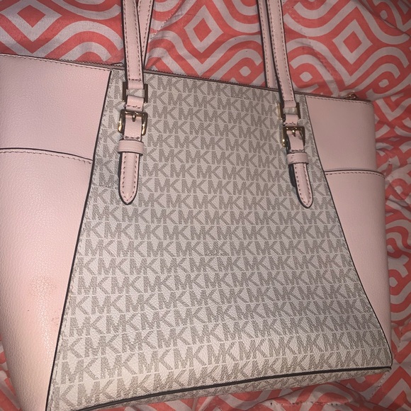 MK CHARLOTTE TOTE BAG - Picture 2 of 3
